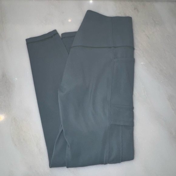 Athleta Salutation Cargo 7/8 Legging - Picture 3 of 5